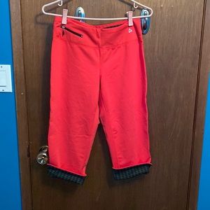 Jockey cropped pant
